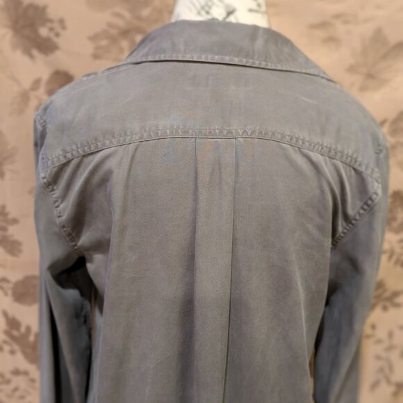Banana Republic Button Down Long Sleeve Shirt, Size S, Excellent Used Condition! - Picture 5 of 7